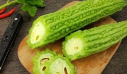 网红吃瓜视频的特点是什么,趣味与争议并存的现象解析